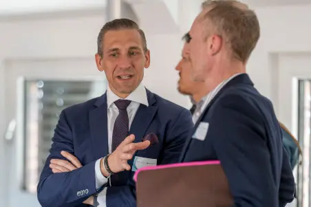 Prof. Dr. Fabian Herz, Sebastian Ehlert, Dr. Sascha Brinker (v.l.n.r.)